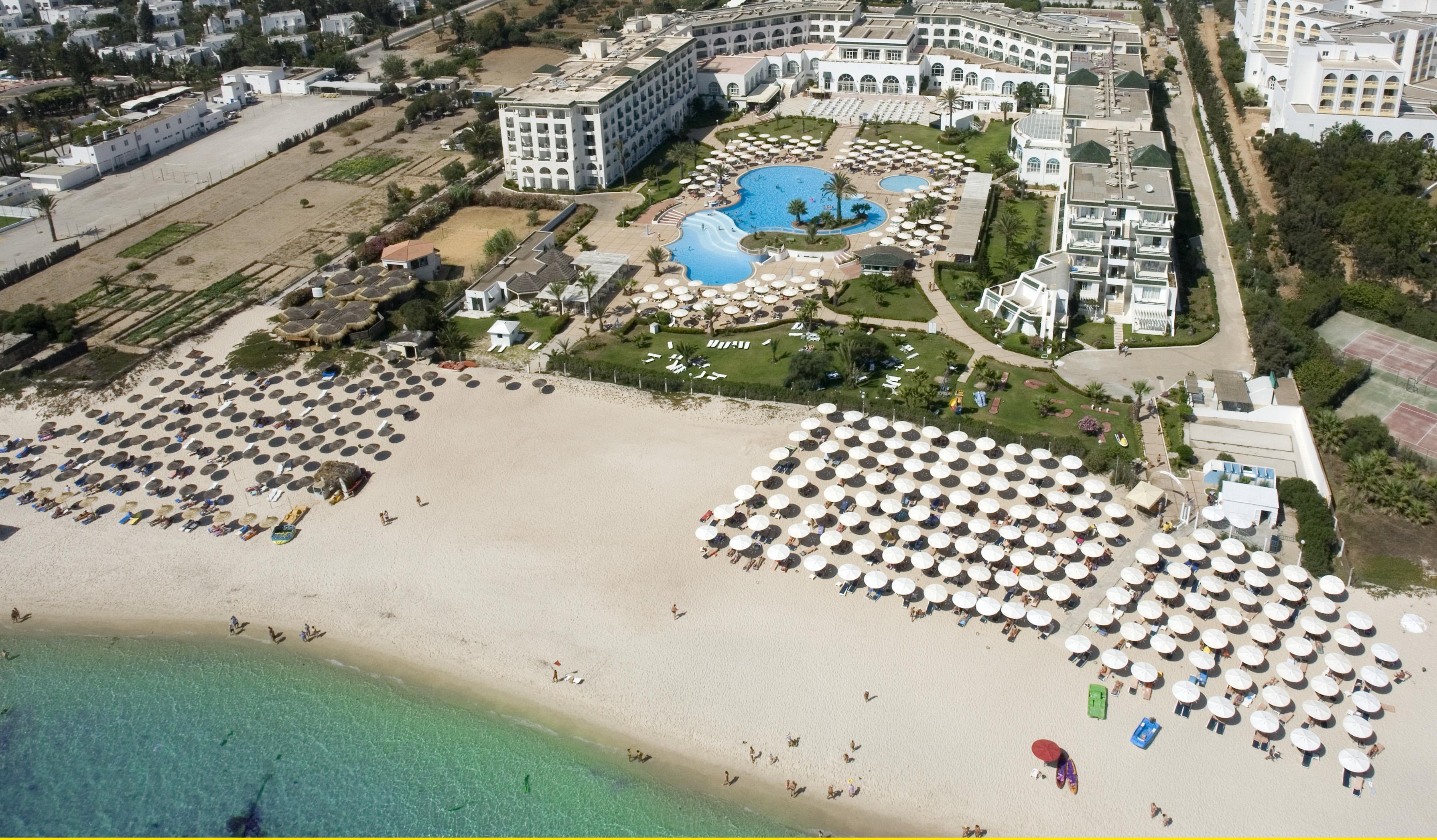 ホテル El Mouradi Palm Marina ポート・エルカンタウィ エクステリア 写真
