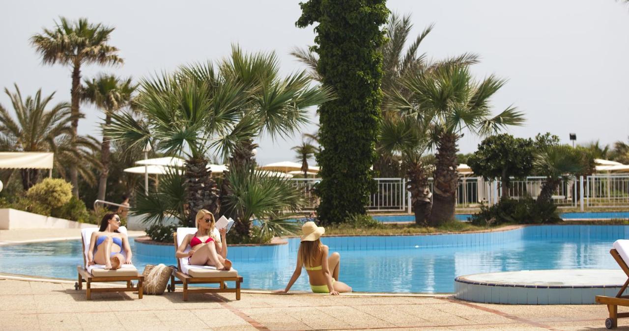 ホテル El Mouradi Palm Marina ポート・エルカンタウィ エクステリア 写真
